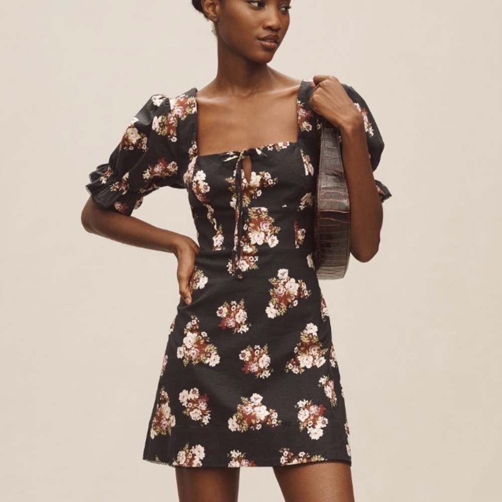 Anthropologie Maeve Puff-Sleeve Slim Linen
Mini Dress large